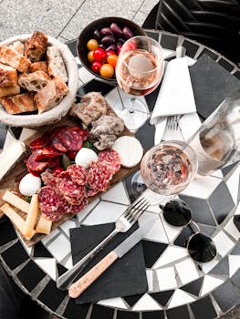 maximise-your-tiny-flat-smart-dining-solutions-that-dont-compromise-style