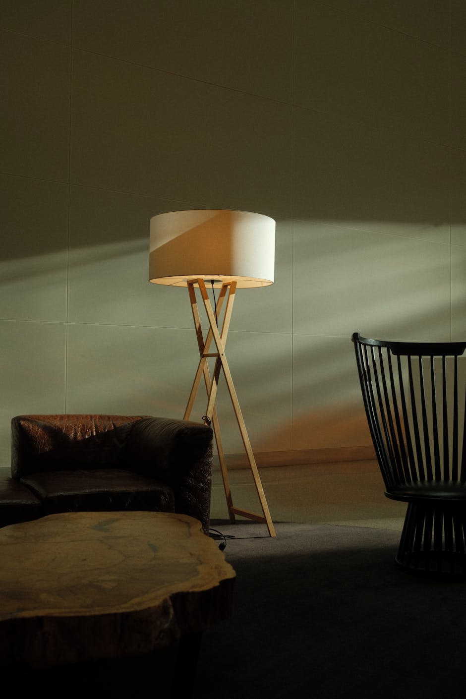 The Most Popular Unusual Floor Lamps in the UK Right Now