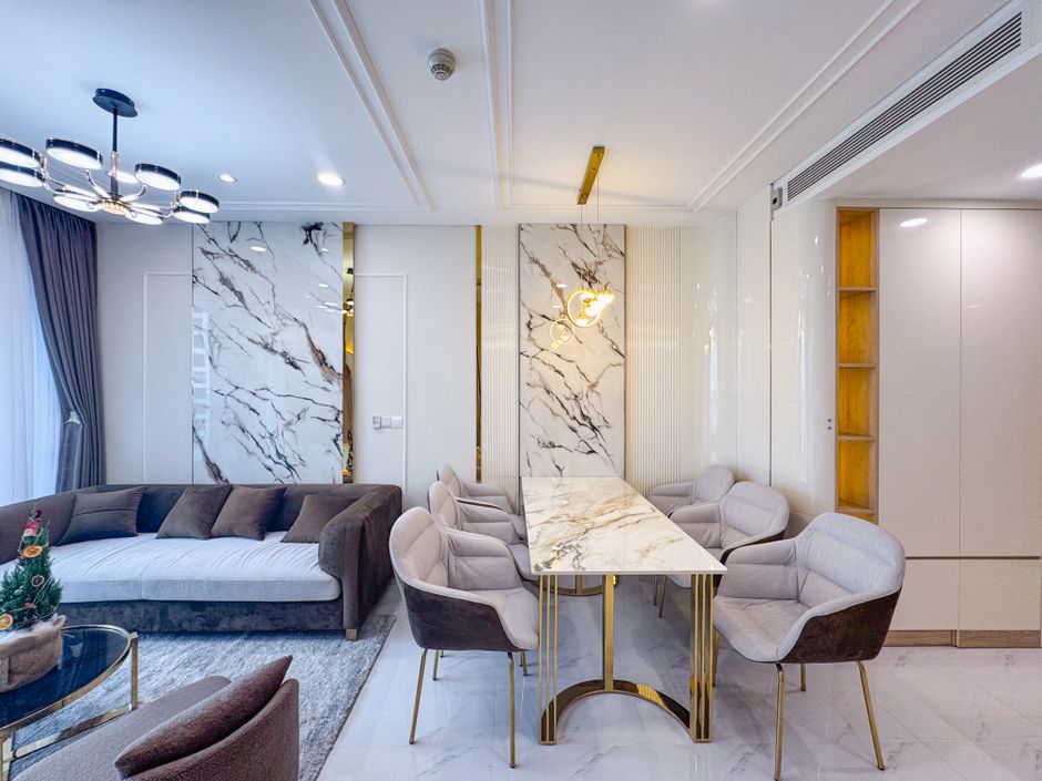 How to Choose Marble Dining Tables: UK Buyer's Guide