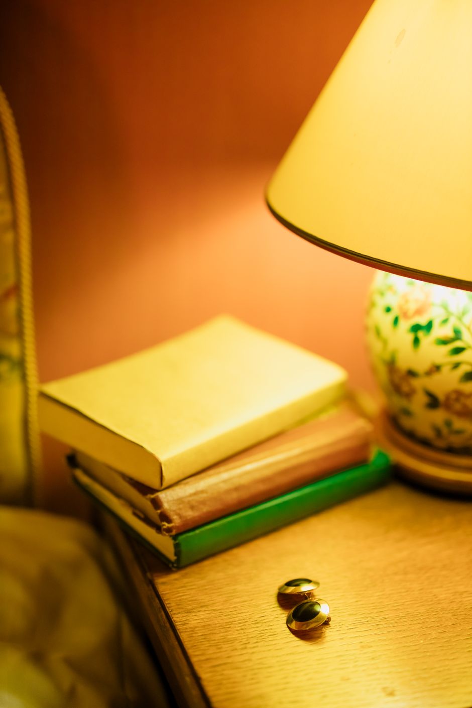 Brass Table Lamps Trends UK 2026 — What's Selling and What's Not